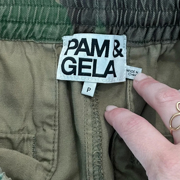 Pam & Gela Cropped Camo Cargo Jogger Army Green Pants Size P XS - Picture 4 of 6